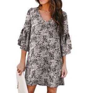 Belongsci Sweet & Cute V Neck 3/4 Ruffle Sleeve Shift Dress Size XS NWT